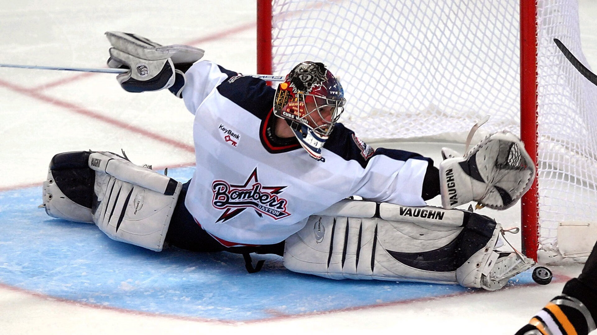 世界杯八强：英格兰2比1战胜西班牙 中卫绝杀头球成关键