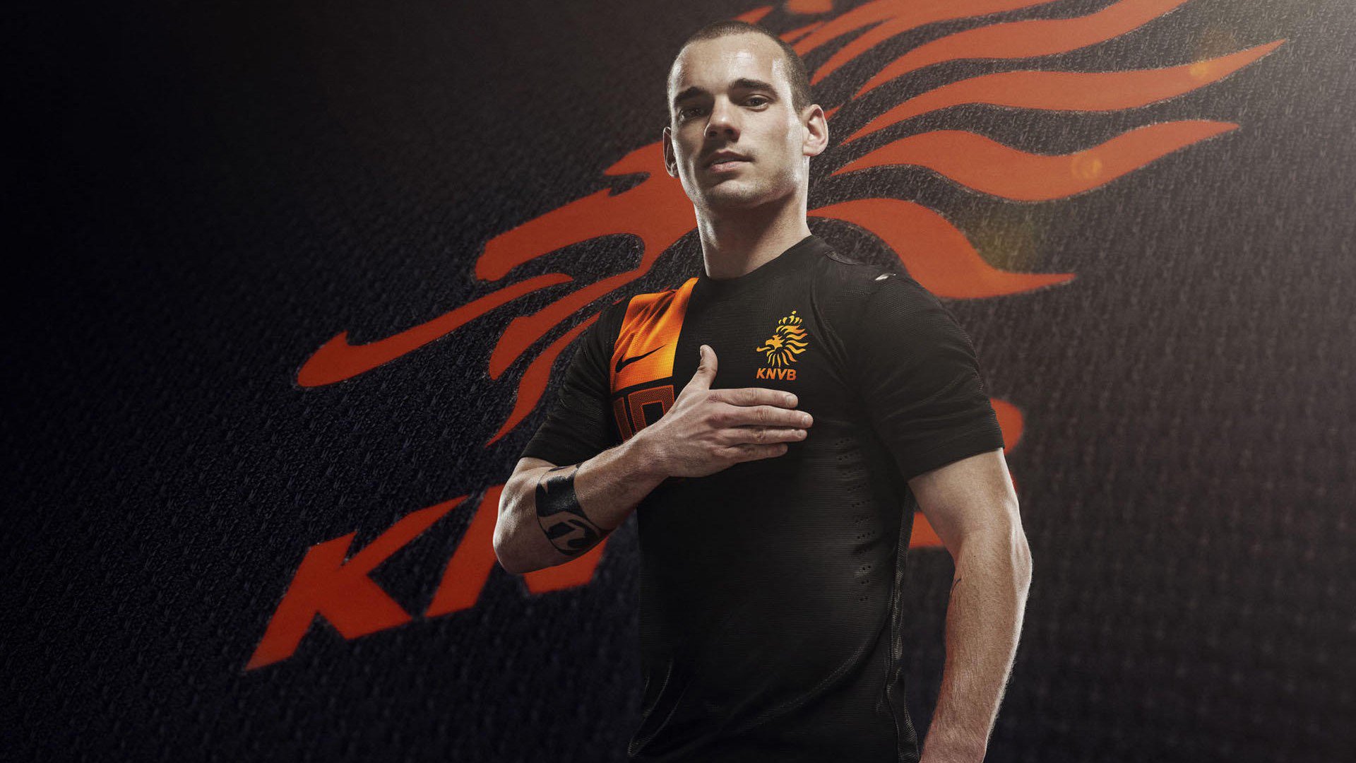 欧冠决赛：上半场巴黎控球七成 本菲卡两次反击射门全部打在门框